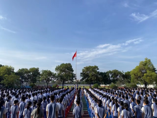 000 未上傳 雅瑤中學升旗儀式.jpg