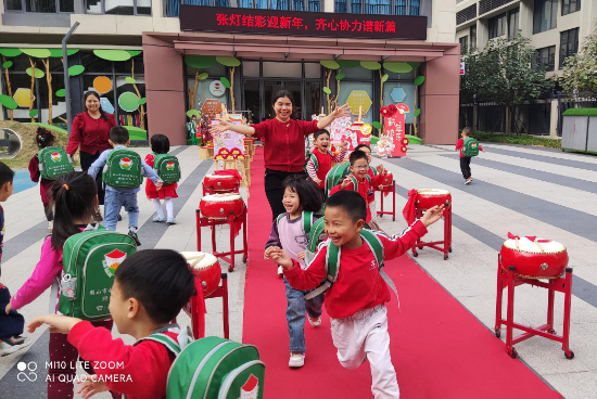 鶴山市向陽花幼兒園綠地分園 2024年春季開學——喜笑顏開.jpg